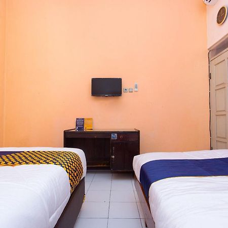 Spot On 2697 Homy House Hotel Semarang Bagian luar foto