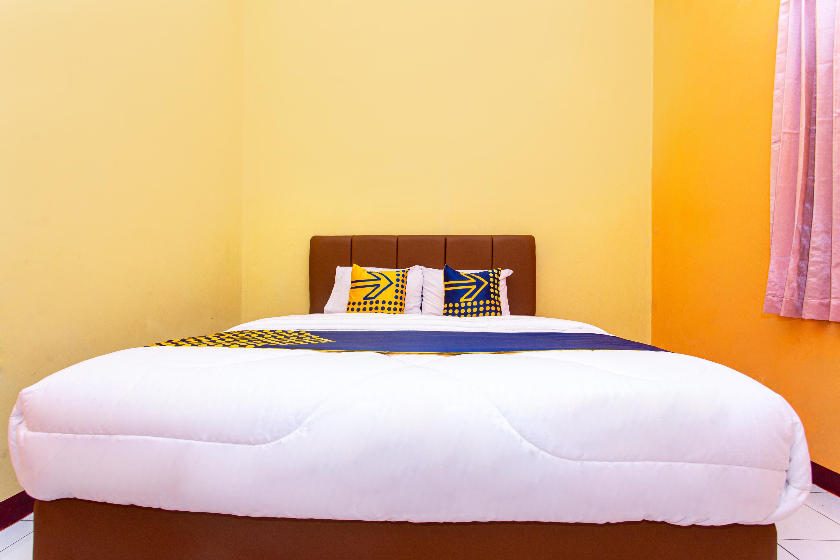 Spot On 2697 Homy House Hotel Semarang Bagian luar foto