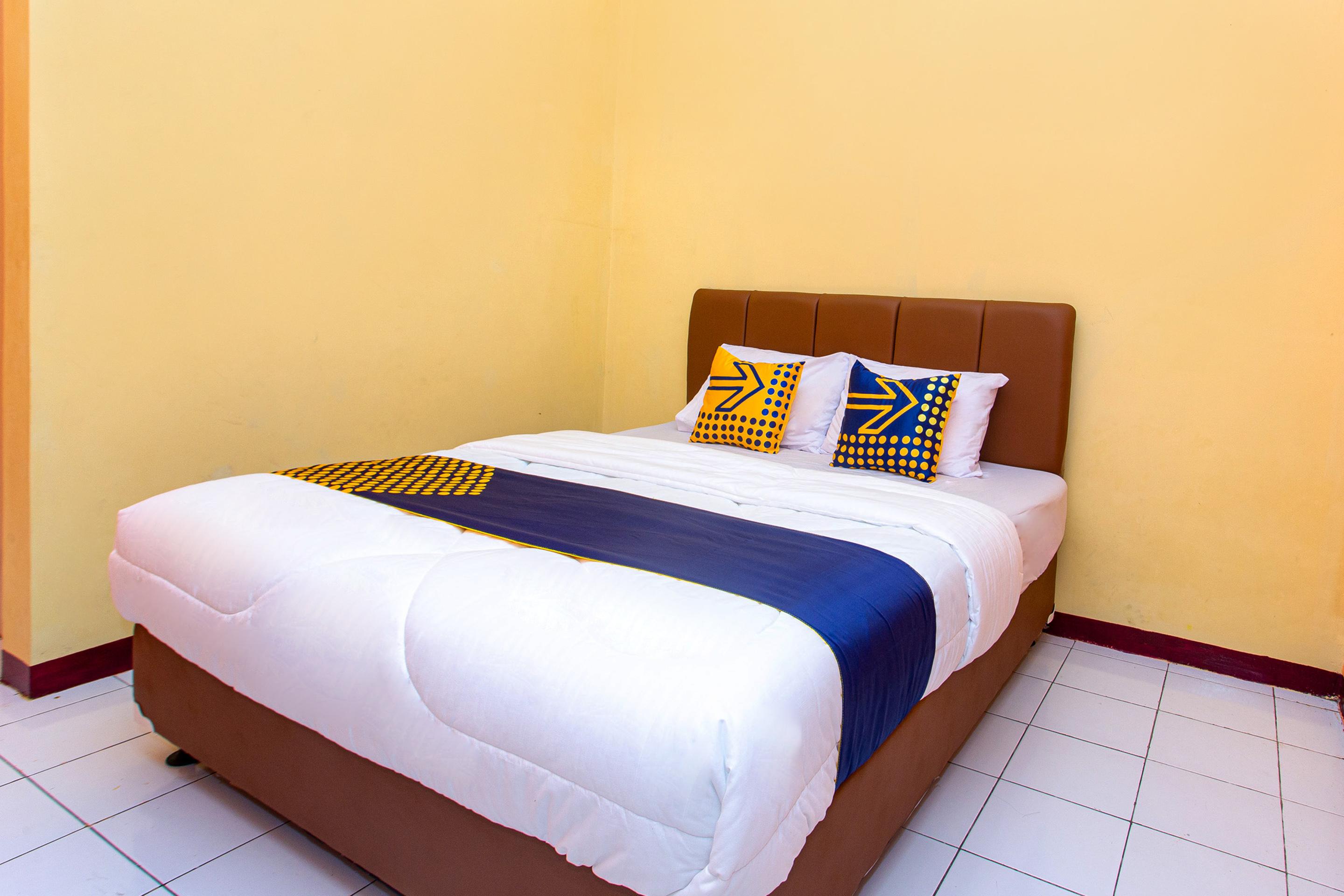 Spot On 2697 Homy House Hotel Semarang Bagian luar foto