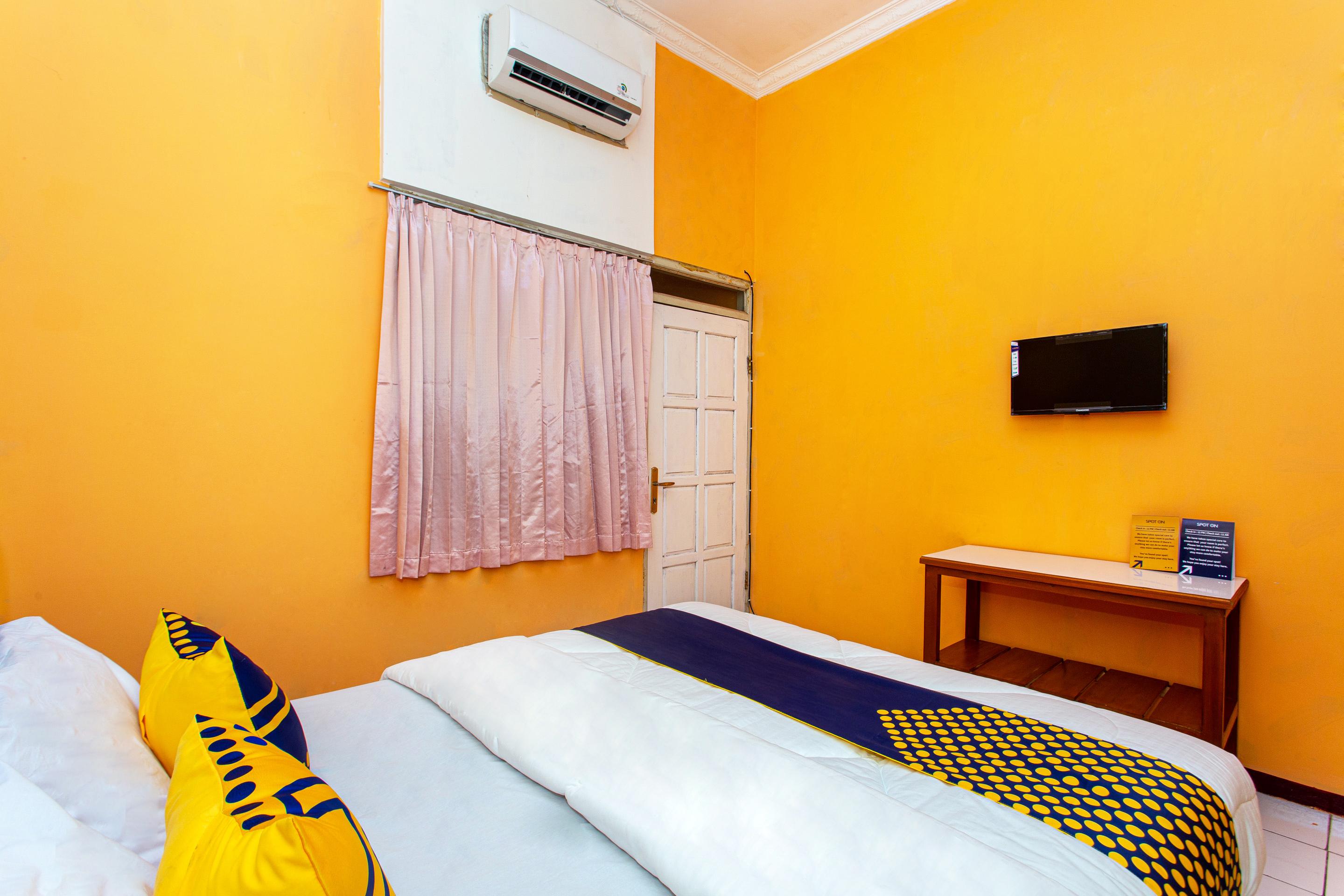 Spot On 2697 Homy House Hotel Semarang Bagian luar foto