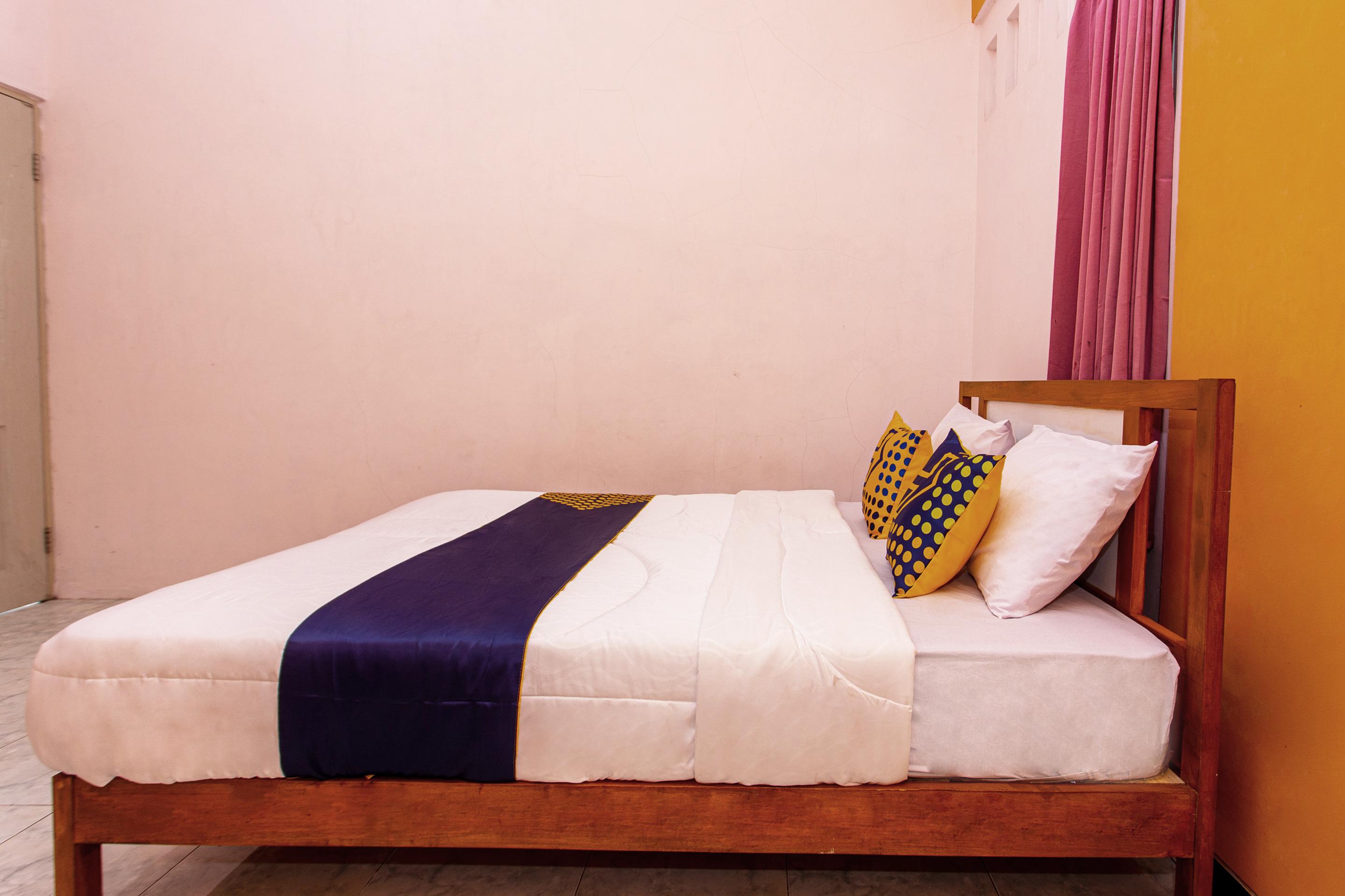 Spot On 2697 Homy House Hotel Semarang Bagian luar foto