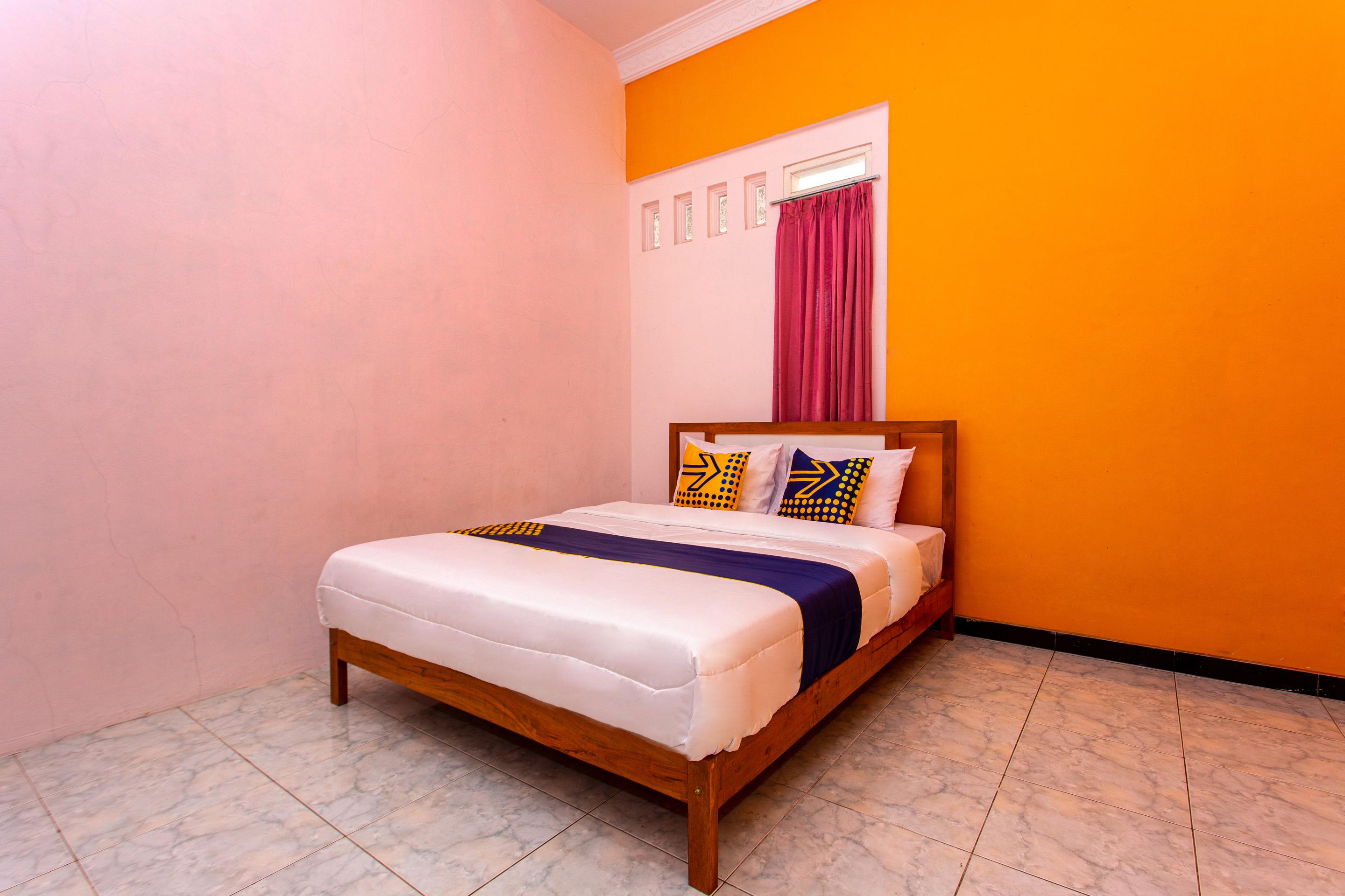 Spot On 2697 Homy House Hotel Semarang Bagian luar foto